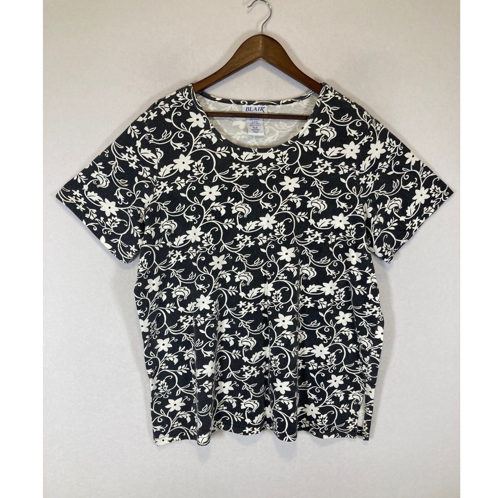 Cottagecore Blair Women XLG Black White Floral Vine Knit Short Sleeve Scoop Top - Picture 1 of 8